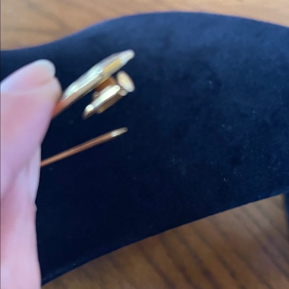 Geometric Gold and Black Brooch Toledano